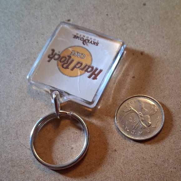 Hard Rock Cafe Yellow and Brown Keychain - Picture 5 of 6
